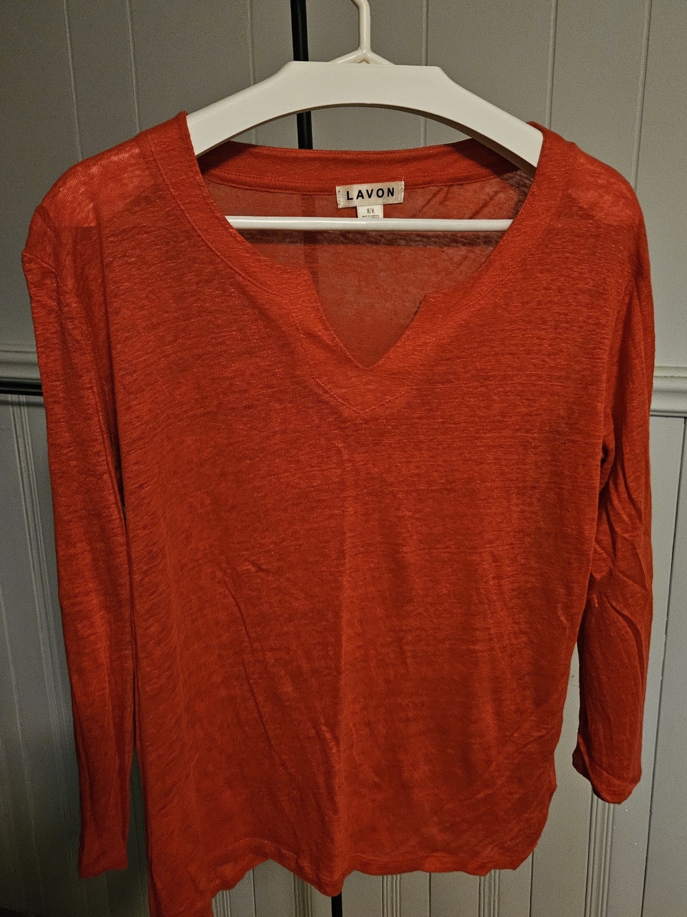 LAVON Coral 3/4 Sleeve V-Neck Top – Size M
